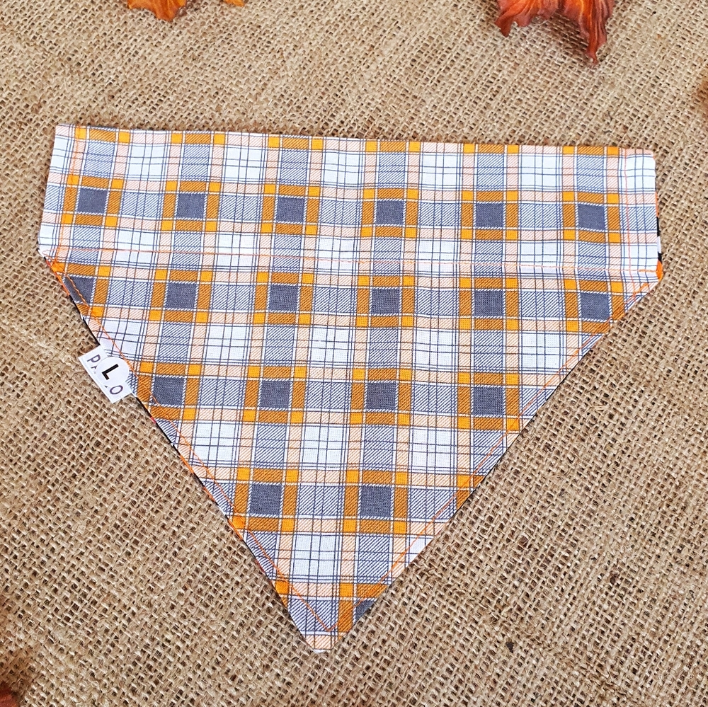 🐶 5 for $15 * Pablo Fall Floral Plaid Cotton Dog Bandana - Picture 5 of 8